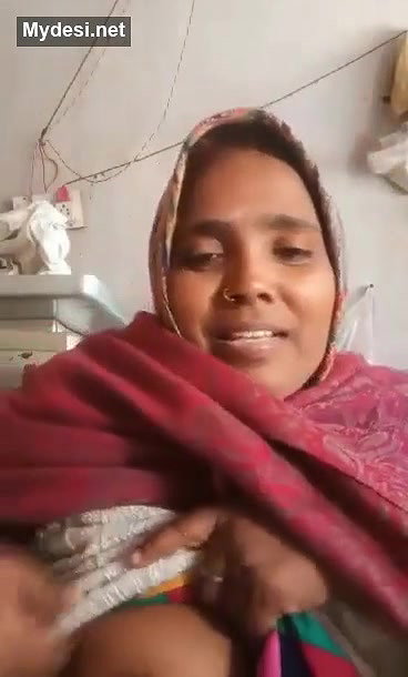 Desi village aunty sexy boobs