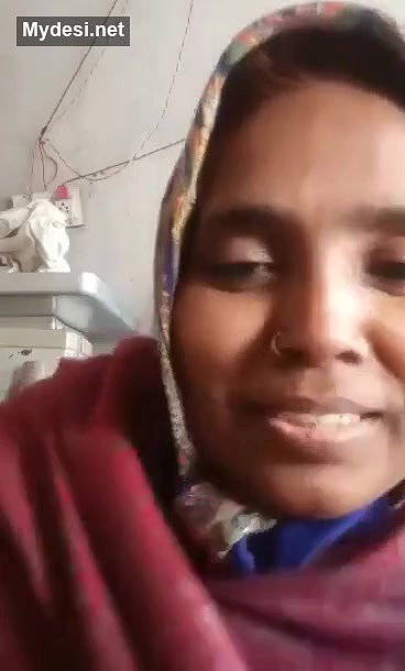 Desi village aunty sexy boobs