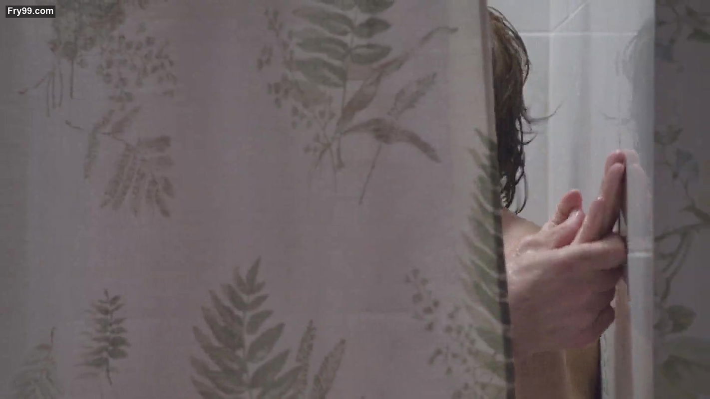 Becky Ann Baker – Girls 2012