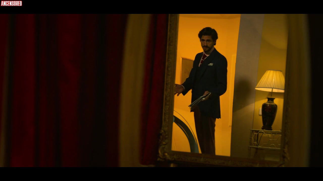 Bel Lopez – white lines