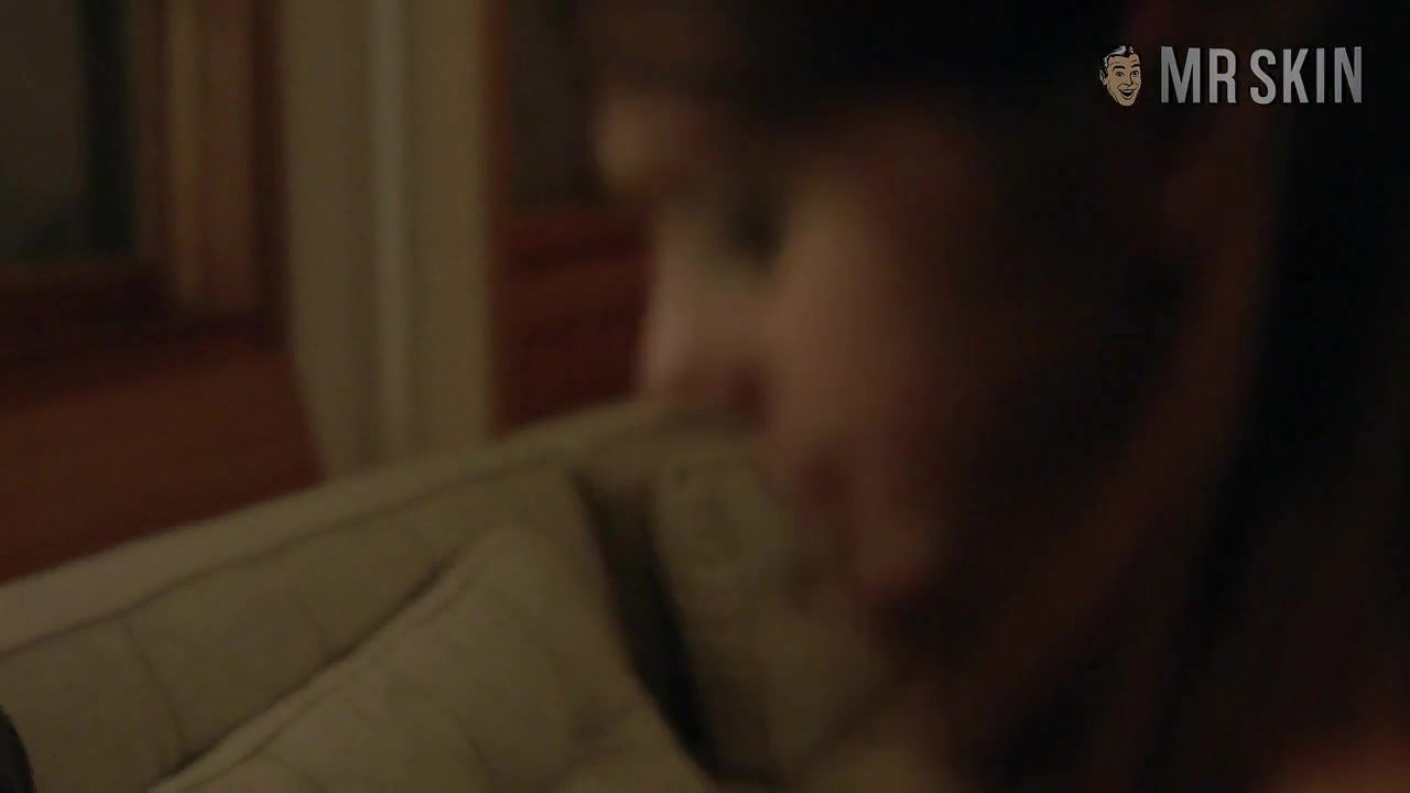 Bel Powley – carrie pilby