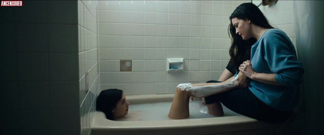 Bel Powley – wildling