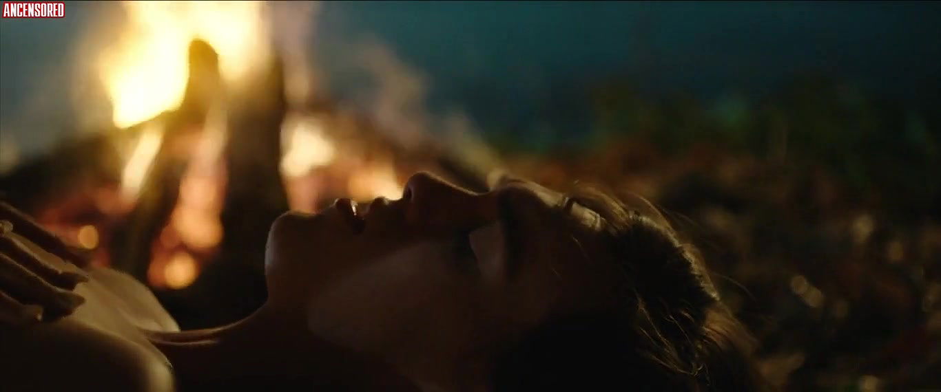 Bel Powley – wildling