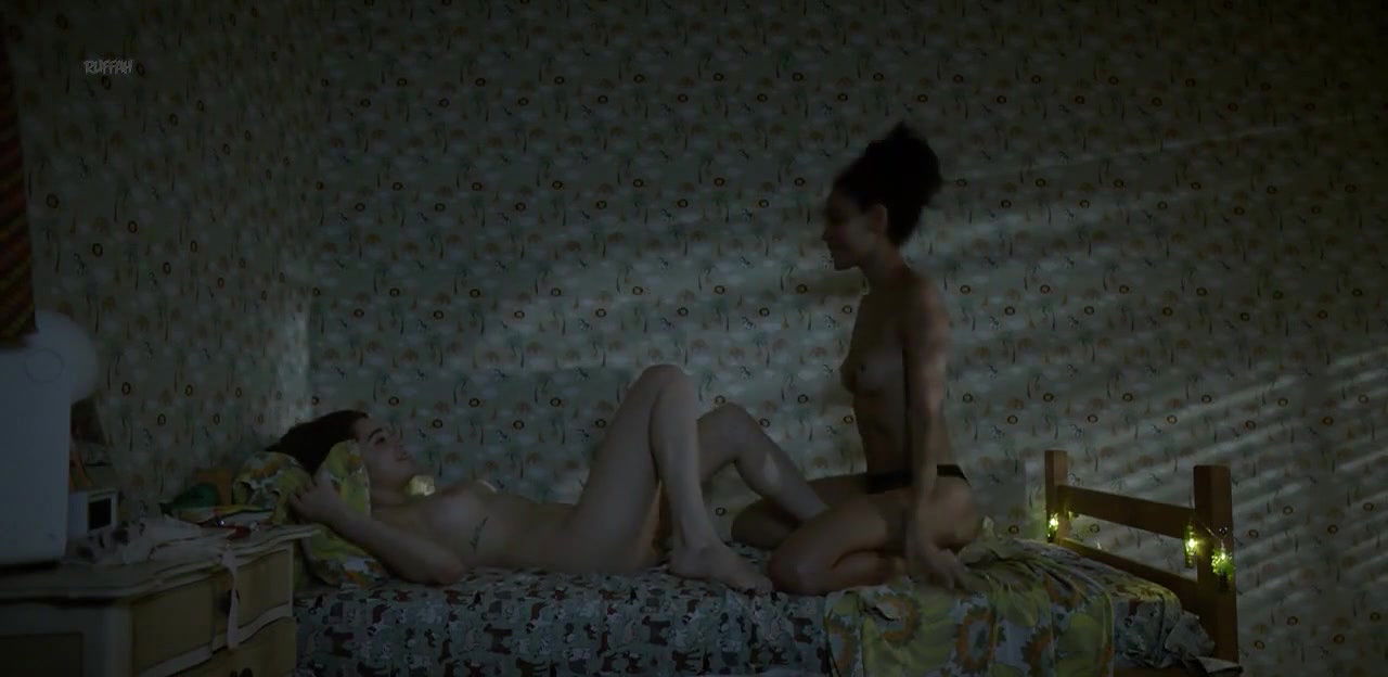 Bella Camero – desnude