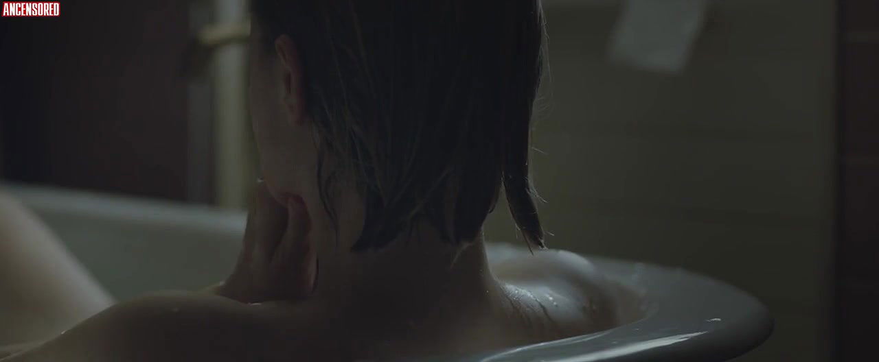 Bella Heathcote – relic