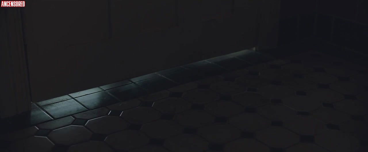 Bella Heathcote – relic