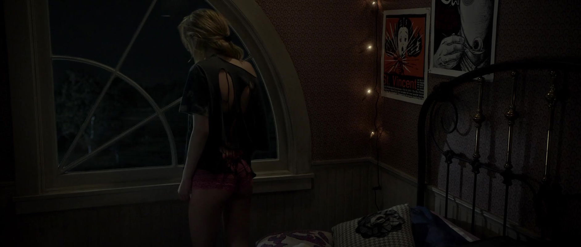 Bella Thorne – amityville the awakening