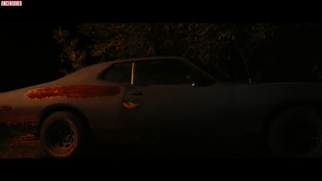 Bella Thorne – infamous