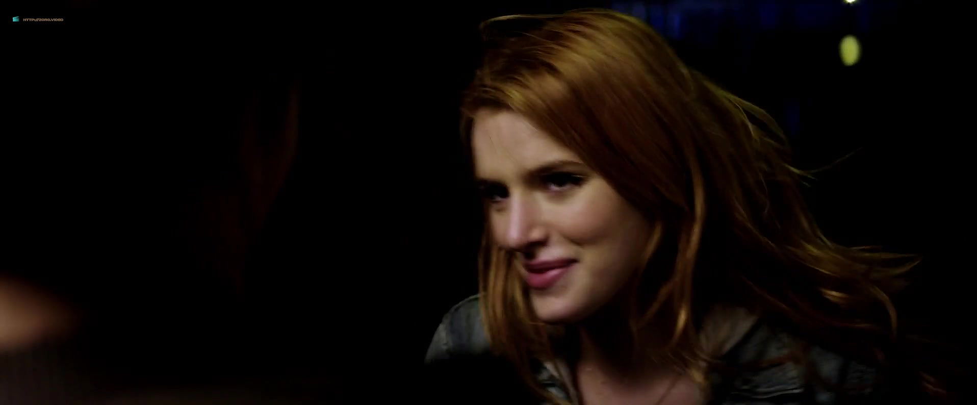 Bella Thorne – midnight sun