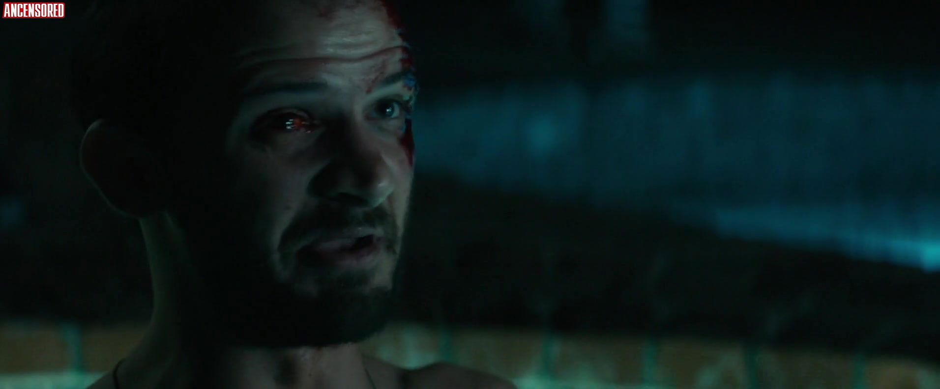 Bella Thorne – ride