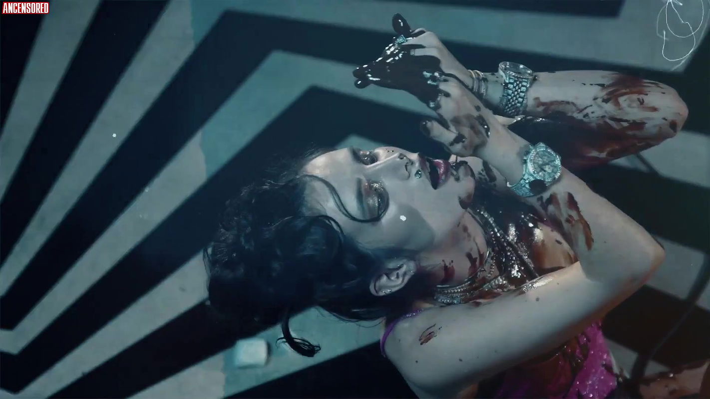 Bella Thorne – thorne by bella sexual chocolate