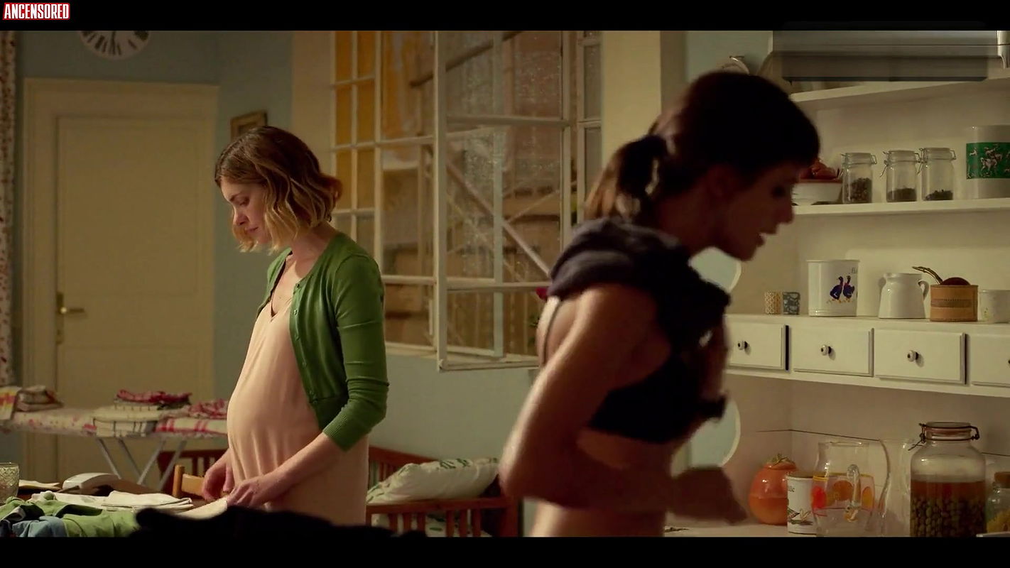 benedetta porcaroli – 18 presents