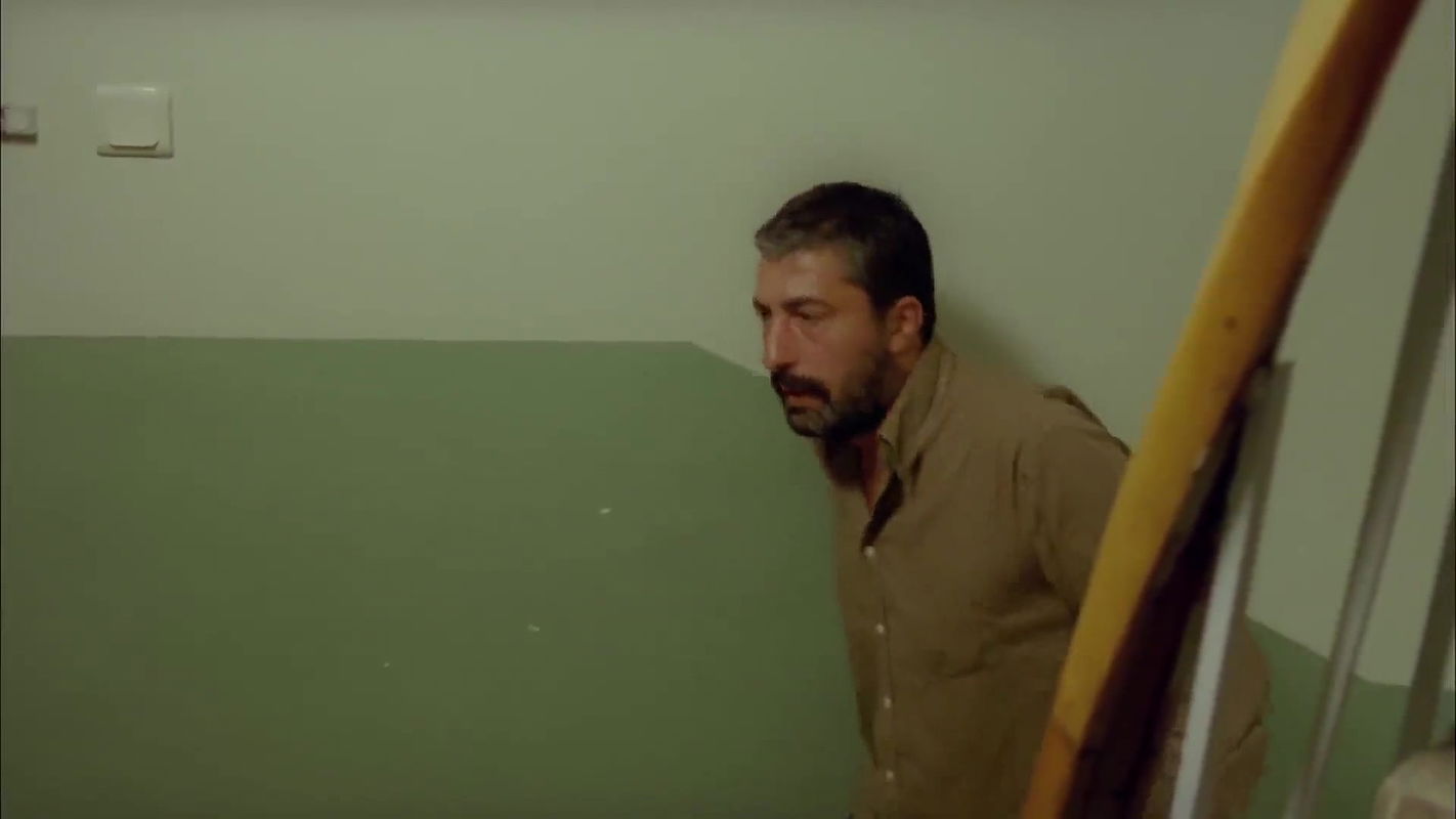 Beren Saat – The Wings of the Night