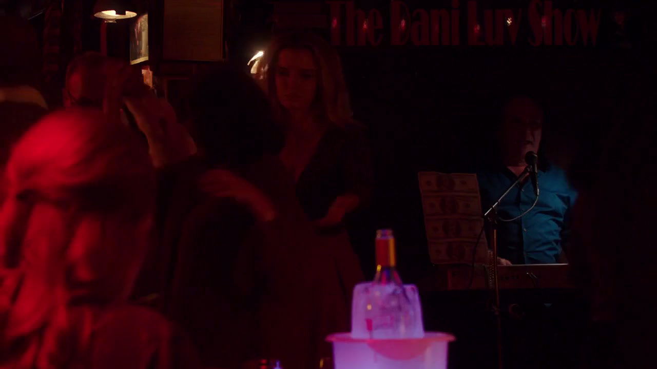 Betty Gilpin – Nurse Jackie