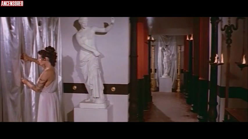 Betty Roland – Caligula et Messaline