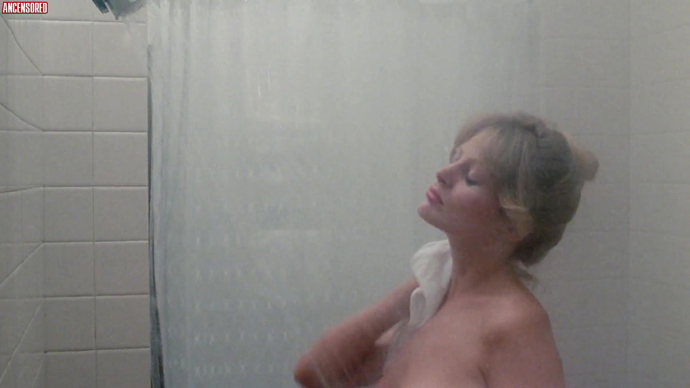 Beverly D Angelo – Vacation