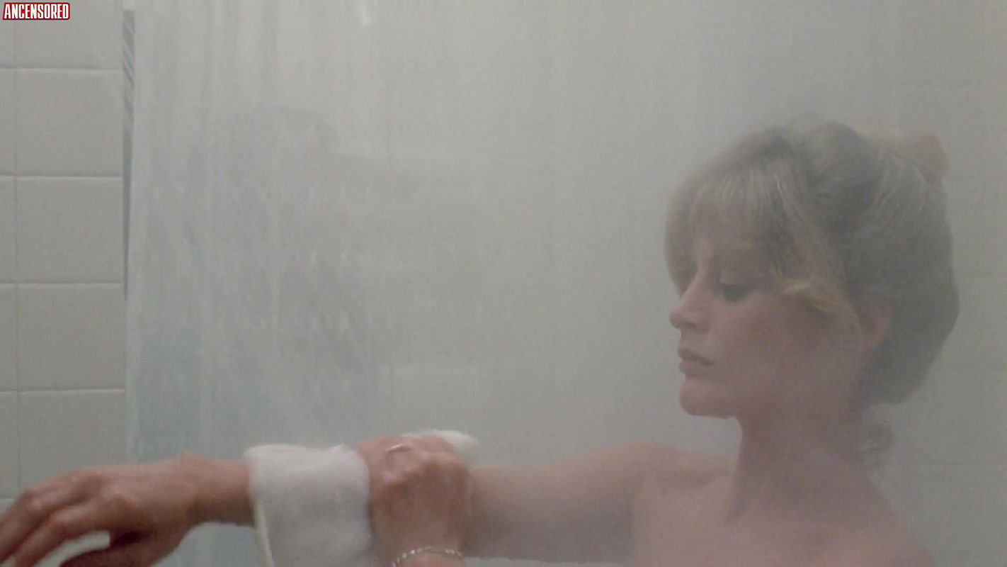 Beverly D Angelo – Vacation