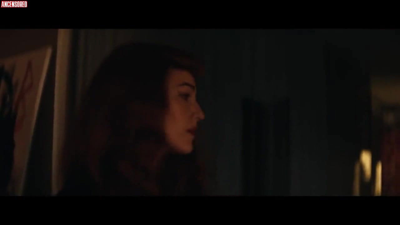 Blake Lively – the rhythm section