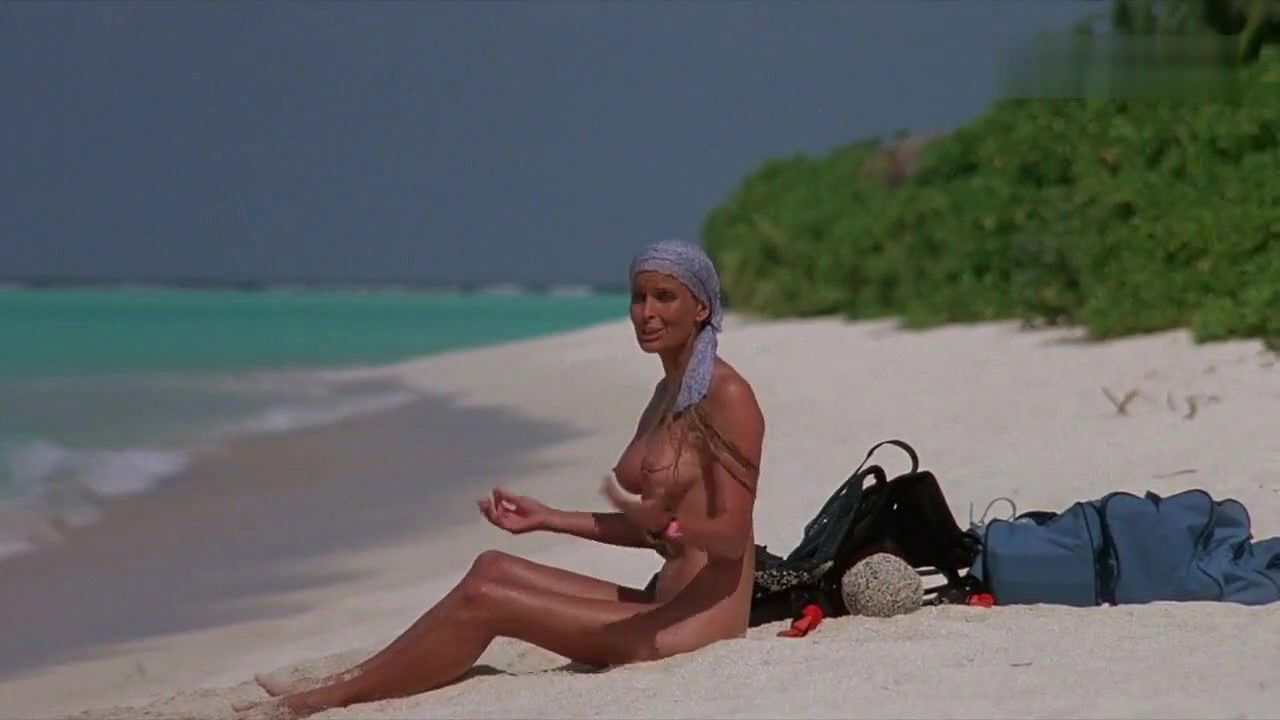 Bo Derek – Ghosts Can t Do It