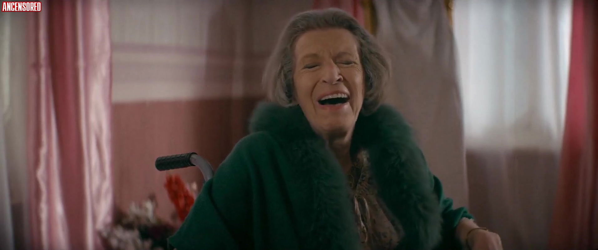 boriana manoilova – the bra