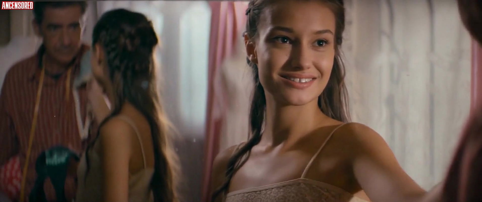 boriana manoilova – the bra