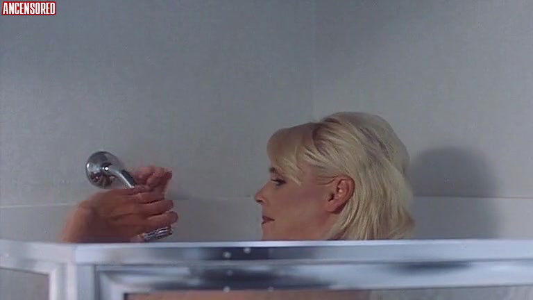 Brigitte Nielsen – shes too tall