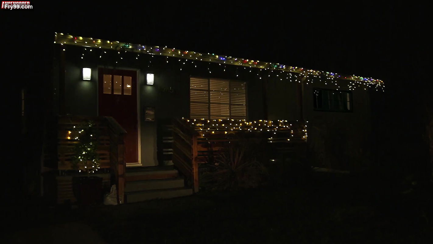 Britt Robertson – Ask Me Anything