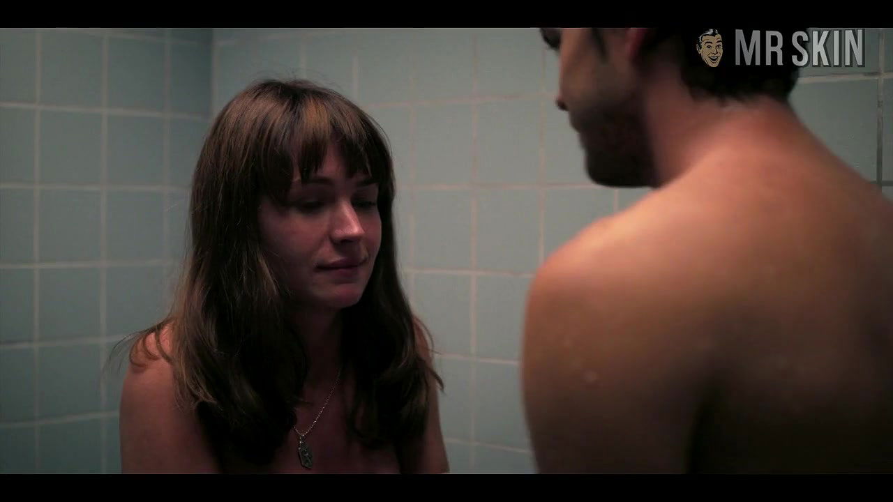 Britt Robertson – girlboss