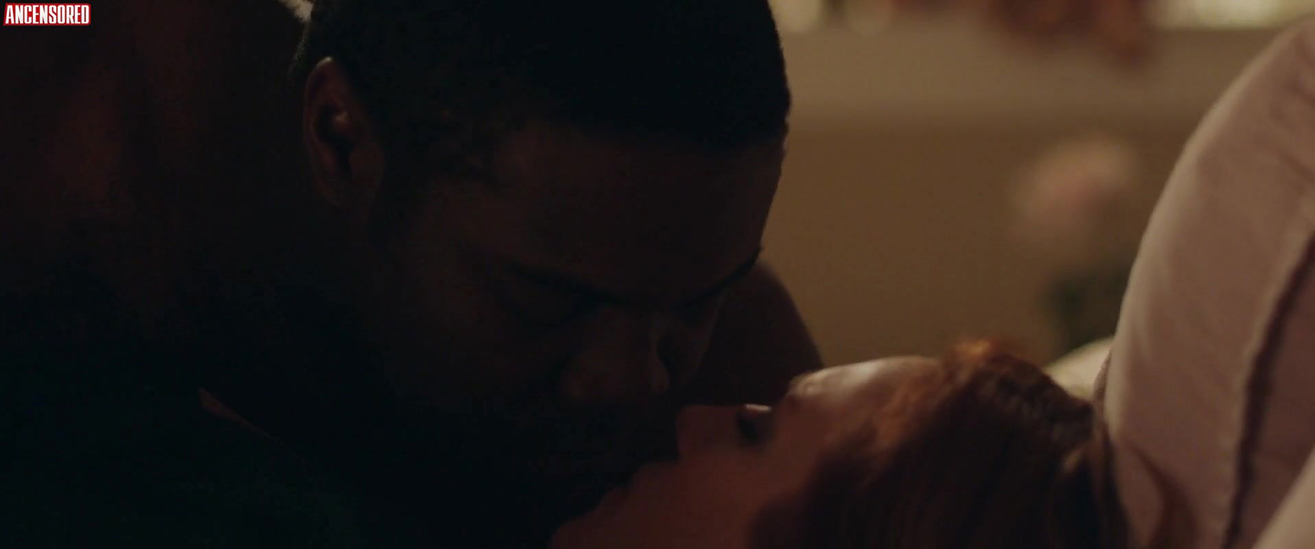 Brittany Snow – hooking up i