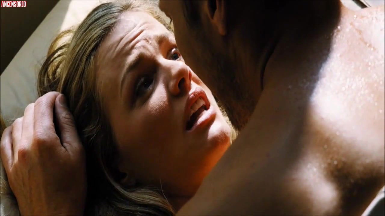 Brooklyn Decker – stretch