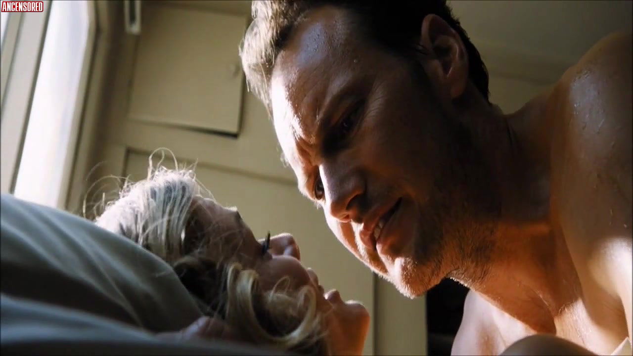 Brooklyn Decker – stretch