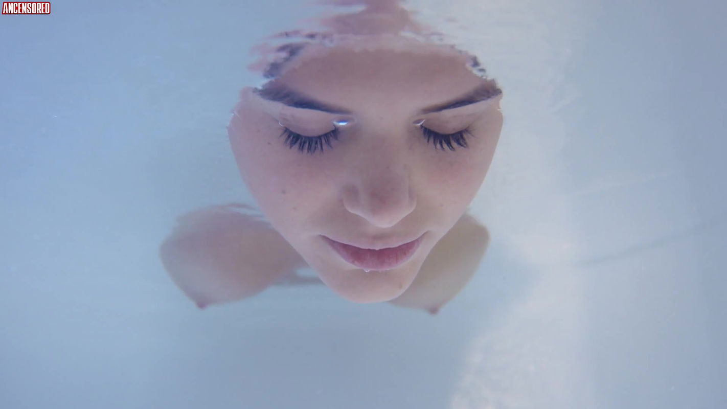 Bruna Marquezine – ill swim until you