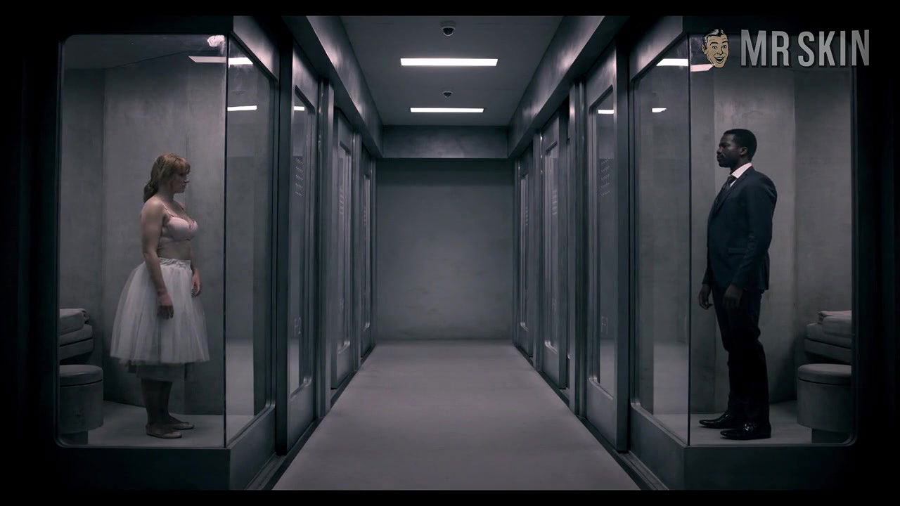 Bryce Dallas Howard – Black Mirror