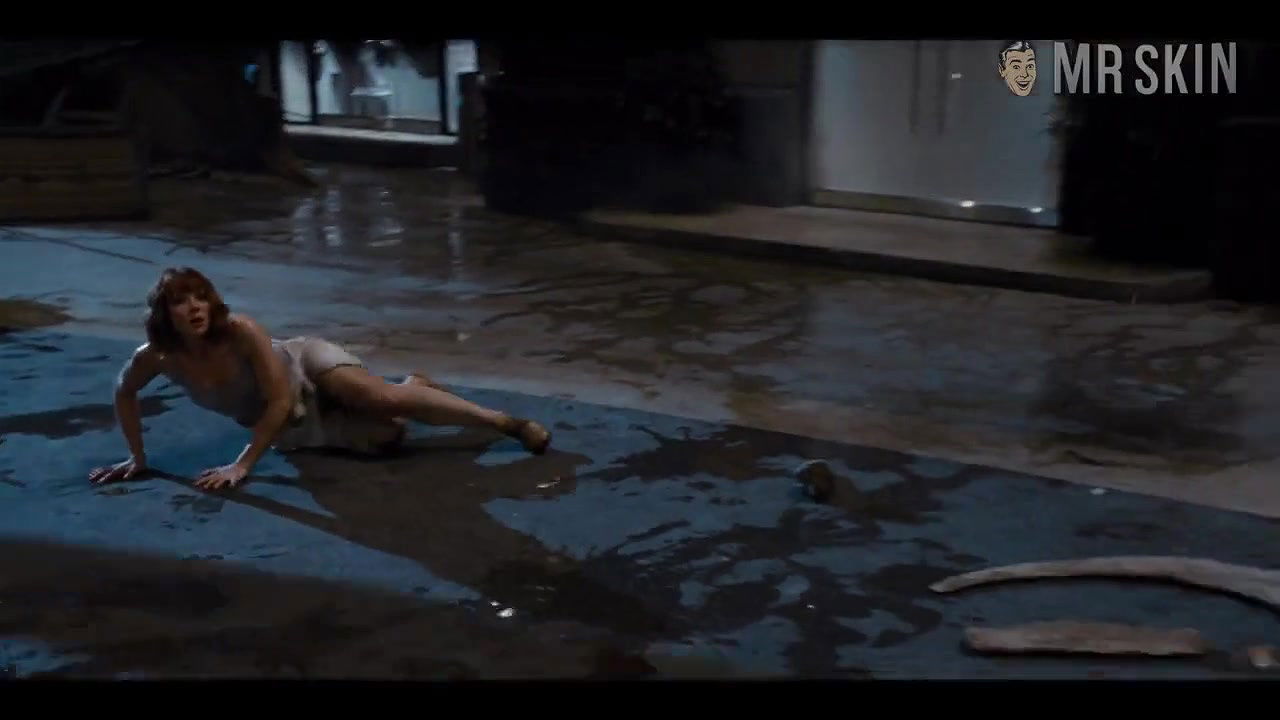 Bryce Dallas Howard – Jurassic World