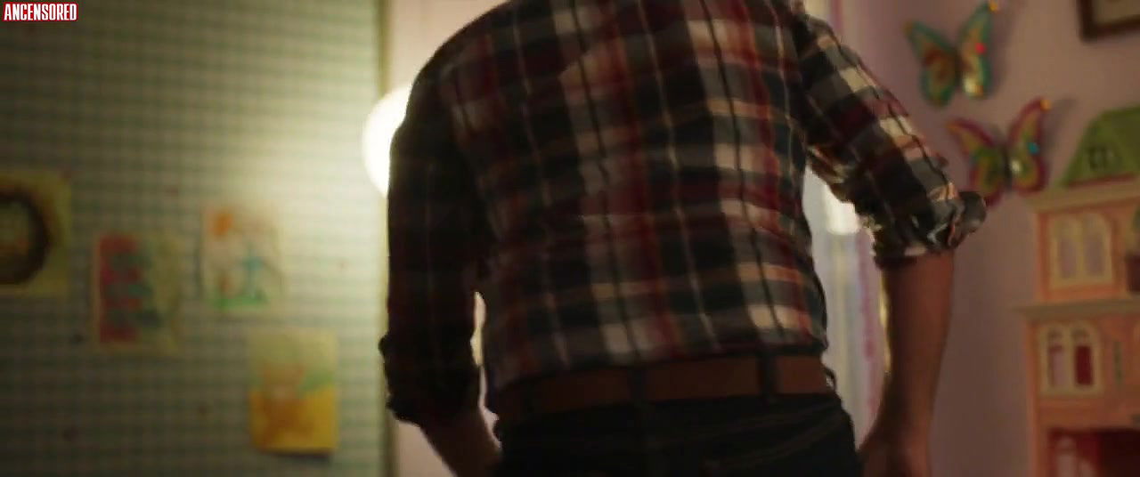 caitlin carmichael – midnight in the switchgrass