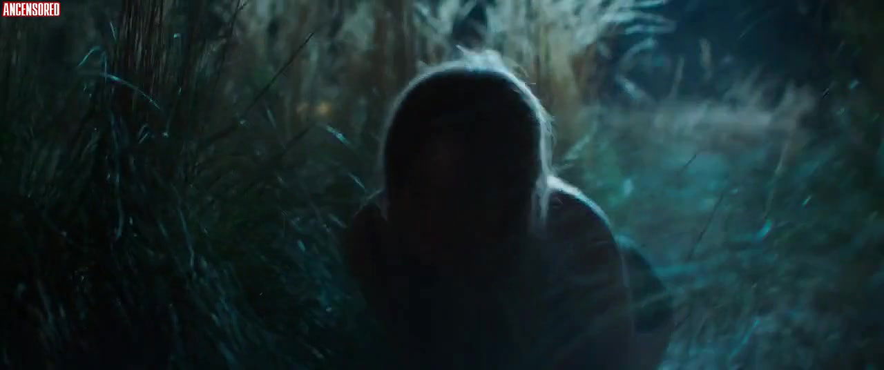 caitlin carmichael – midnight in the switchgrass