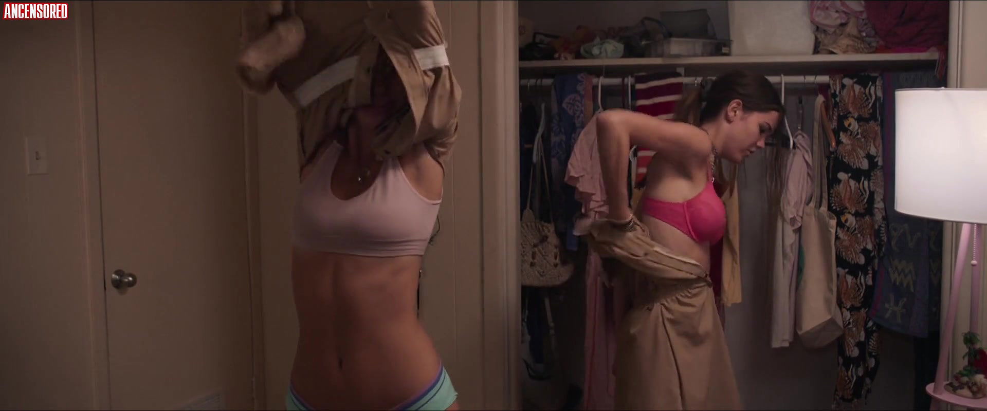 camila morrone – never goin back