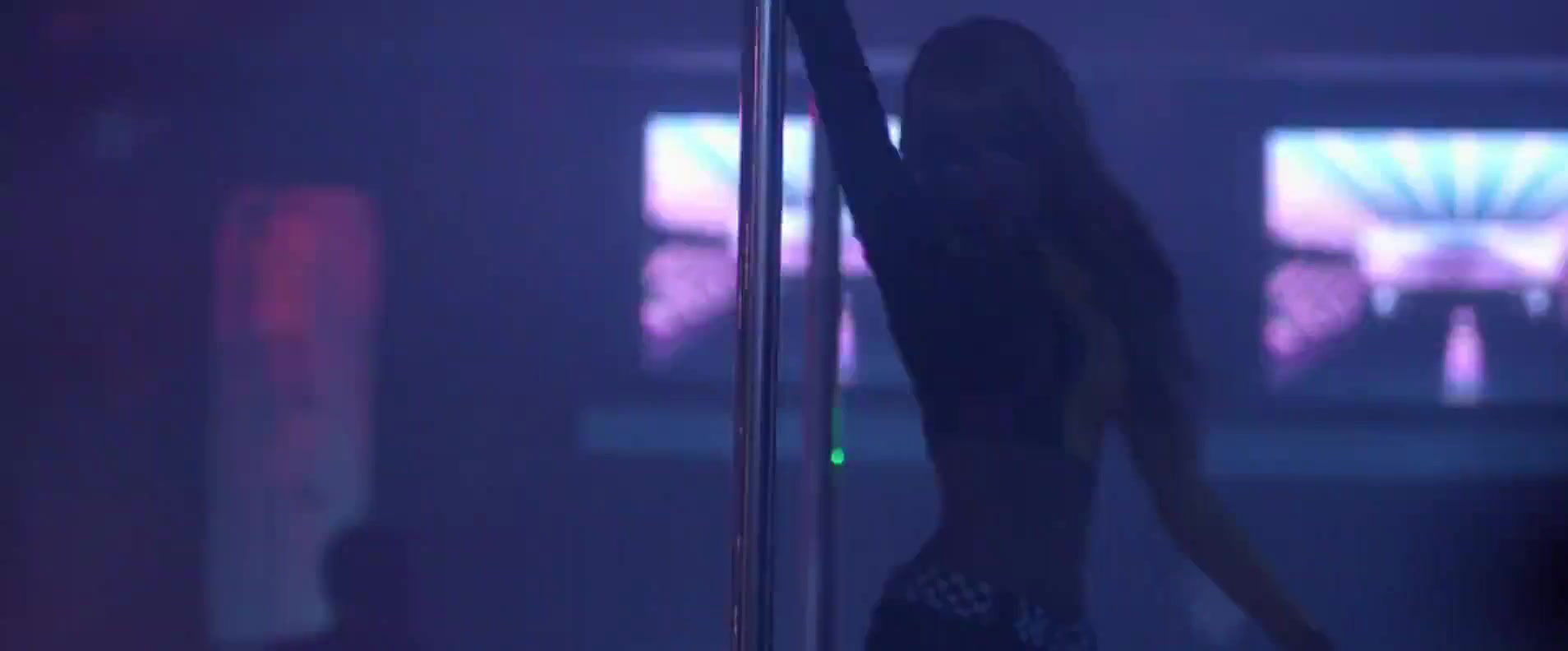 Camilla Belle – sundown