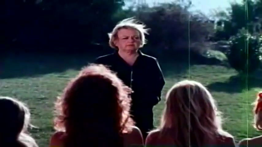 Candy Samples – Female chauvinists