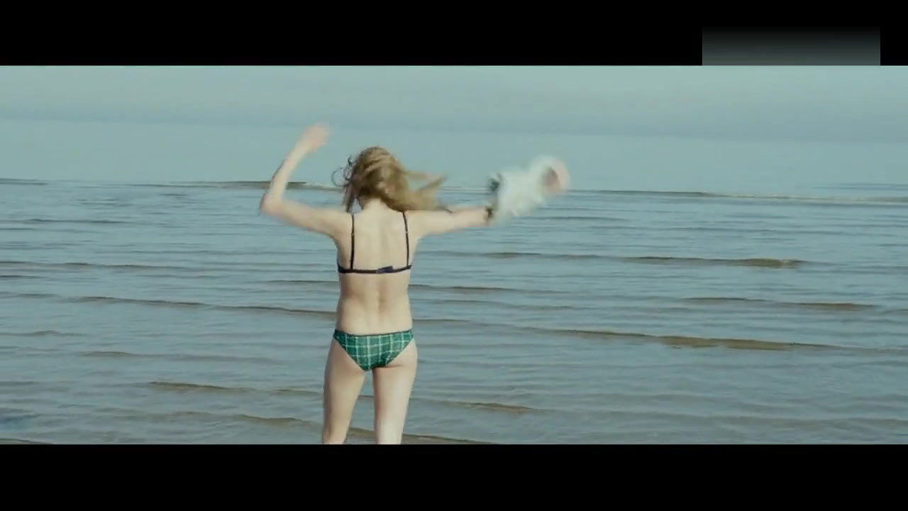 Cara deLevingne – Face of an Angel