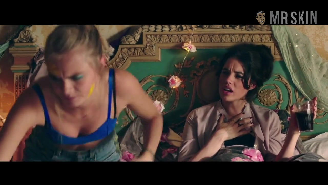 Cara deLevingne – kids in love