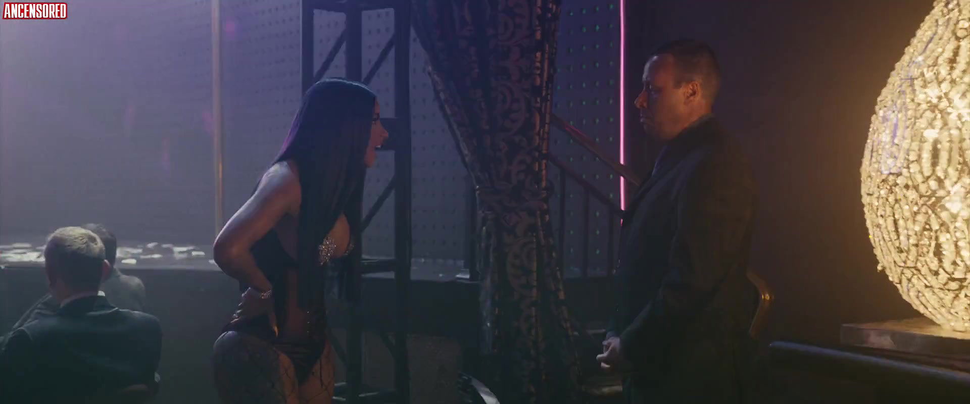 cardi b – hustlers