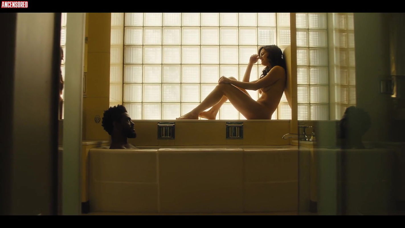 Carla Gugino – jett