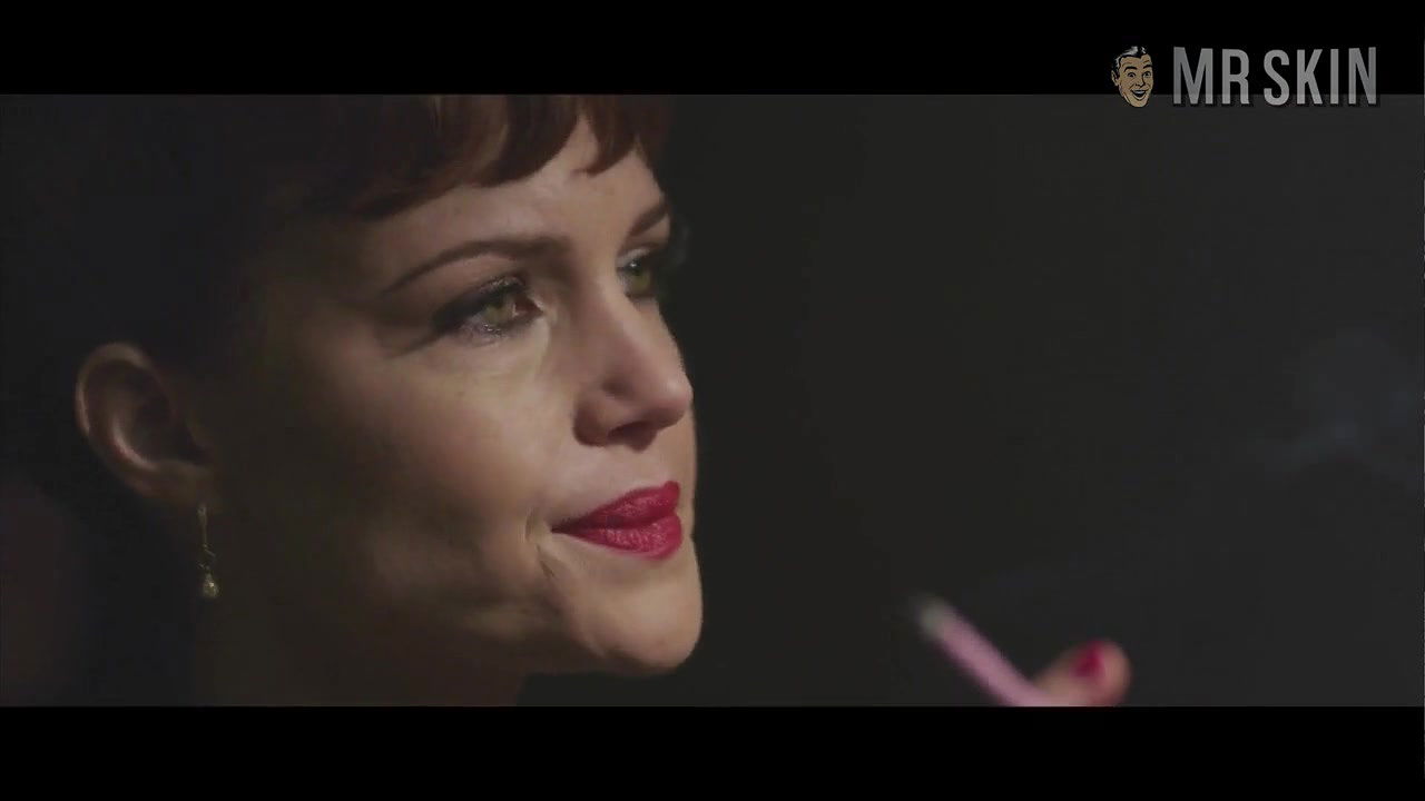 Carla Gugino – tell tale