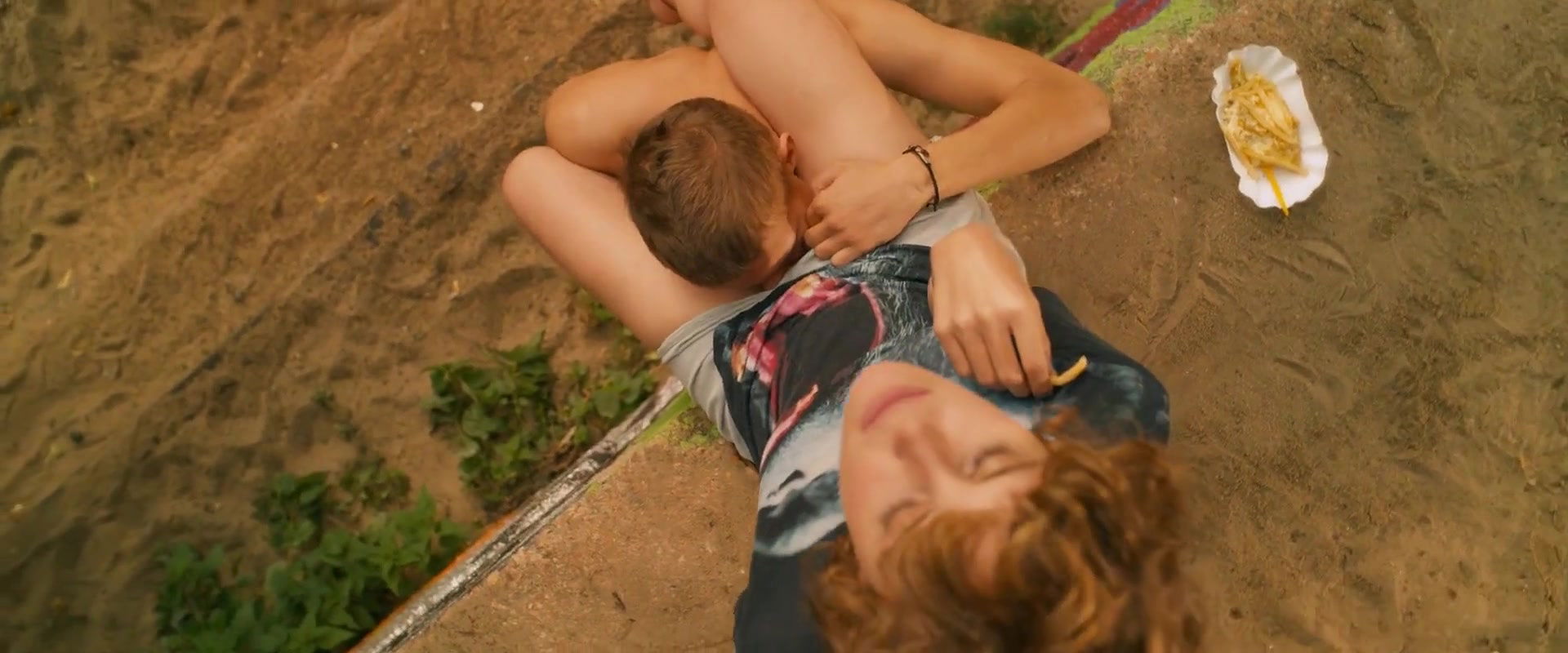 Carla Juri – Feuchtgebiete