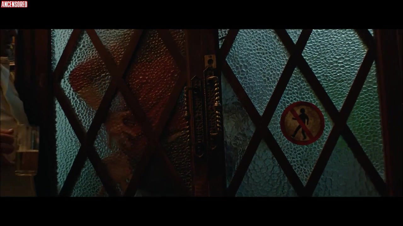 carme juan – the beetle at the end of the street