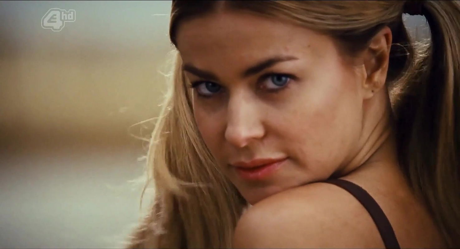 Carmen Electra – Meet the Spartans