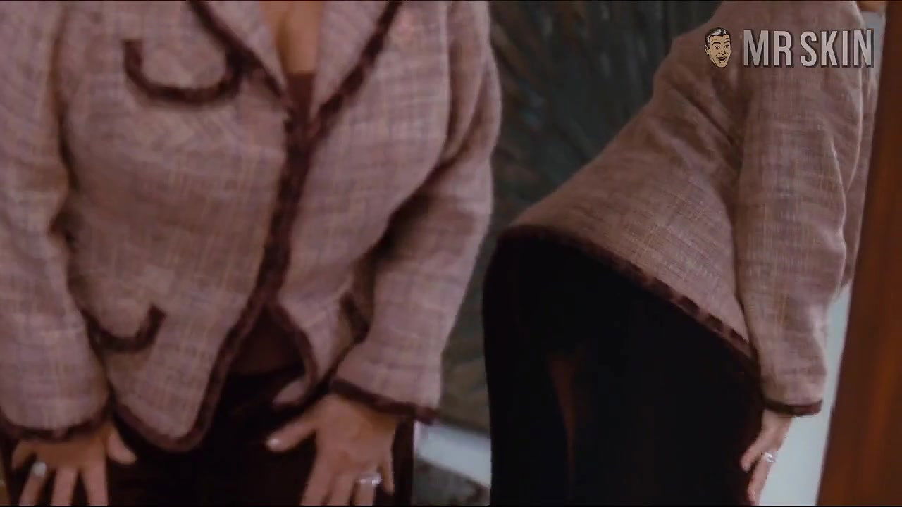 Carmen Electra – oy vey my son is gay