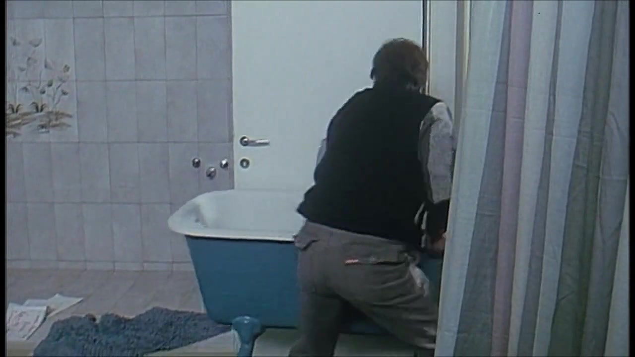 Carole Bouquet – Bingo Bongo