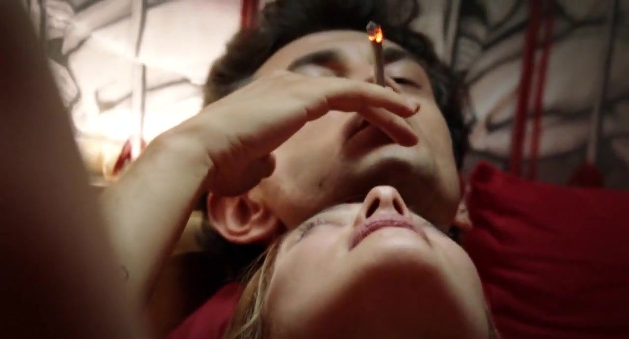 Carolina Crescentini – 20 Sigarette